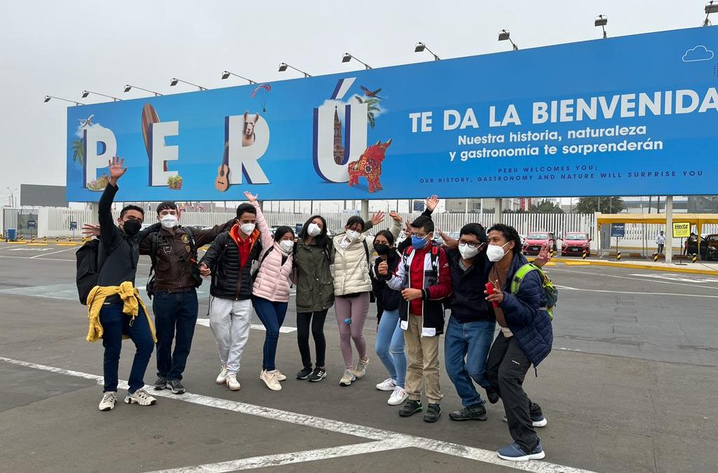 NUESTRA TRAVESÍA POR PERÚ