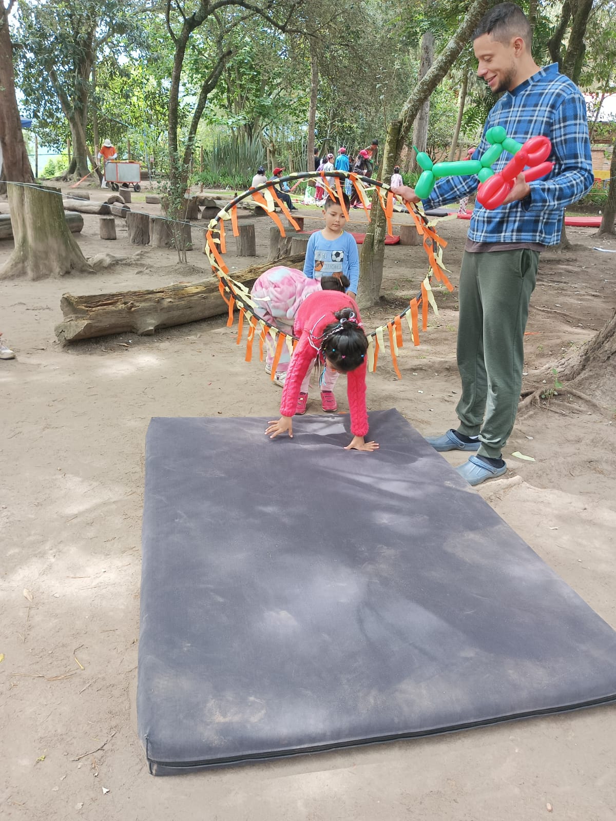 UN DÍA DEL NIÑO LLENO DE MAGIA (1)