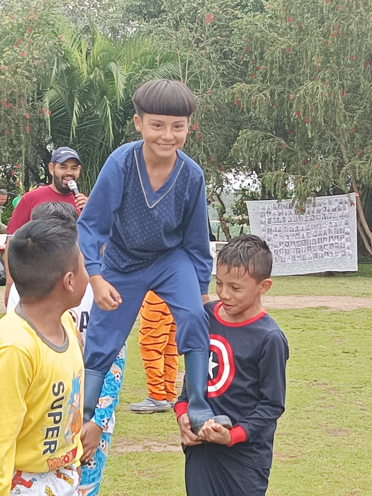 UN DÍA DEL NIÑO LLENO DE MAGIA (25)
